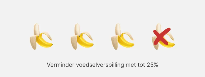 Vier gepelde bananen op een rij, de laatste rood doorgestreept
